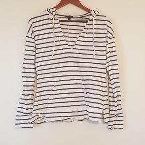 GAP striped navy blue & white light weight hoodie